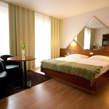 Classic Hotel Карст Екстериор снимка