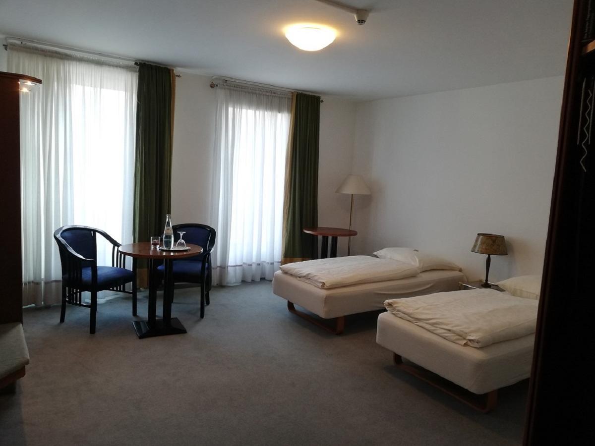 Classic Hotel Карст Екстериор снимка